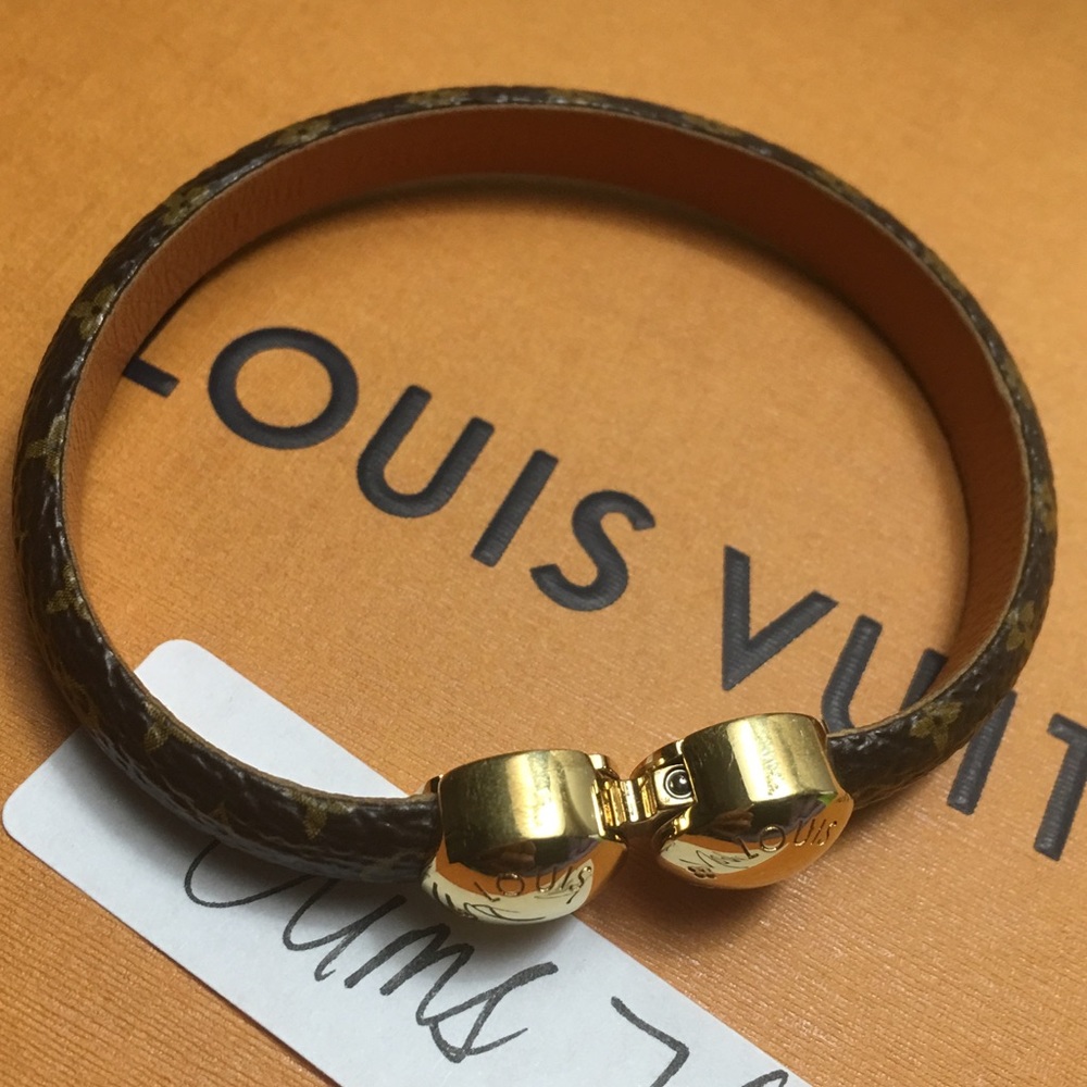 Louis - Picture 2 of 8